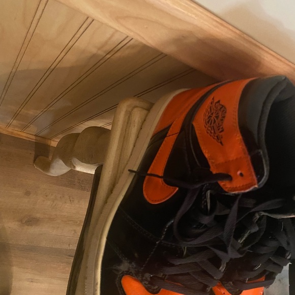 Air Jordan shoes - Picture 1 of 2